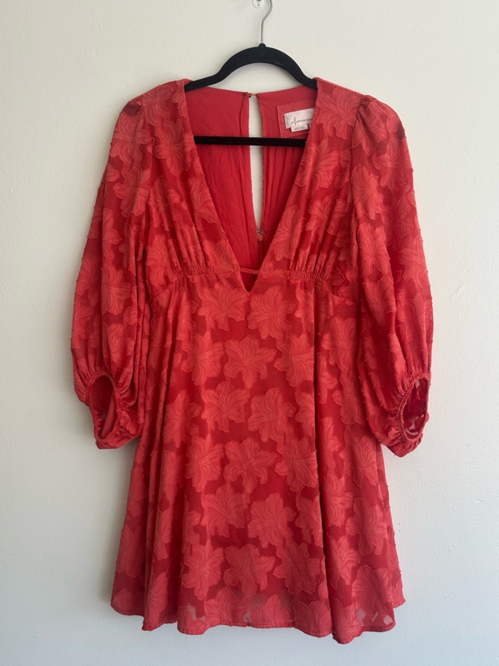 Anthropologie Jacquard Plunge Mini Dress Red Floral Textured Size 0 - Picture 2 of 6